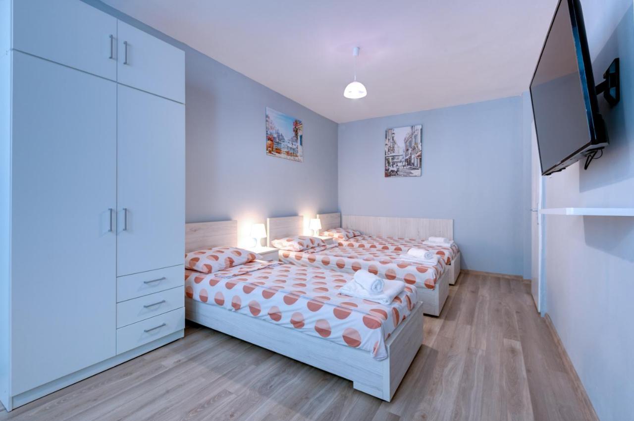 Daisy - 3 Room And Kitchen Apartment In Lazur ブルガス エクステリア 写真